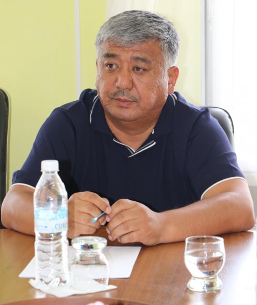 “Ата-Журт Кыргызстан” депутаттык фракциясынын  отуруму болуп  өттү.